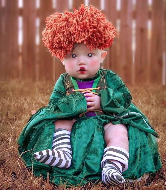 Hocus Pocus-Inspired Costume For Halloween