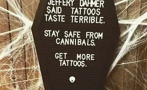 48 Chaotically Funny Signs That People Have Discovered In The Wild