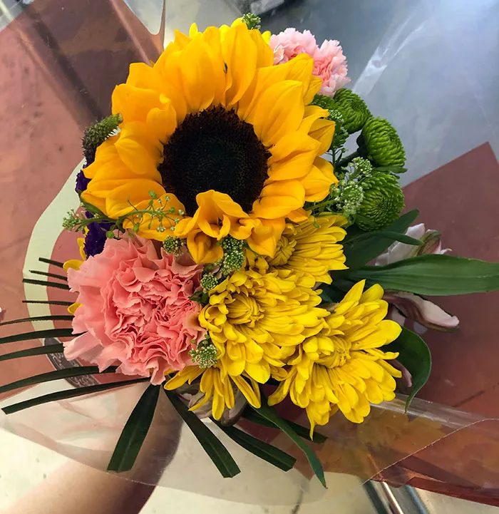 I Was Having A Rough Day At Work So My Manager Brought Me A Bouquet