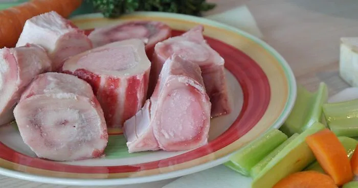 How to Make Bone Broth For Dogs - With Minerals And Nutrients