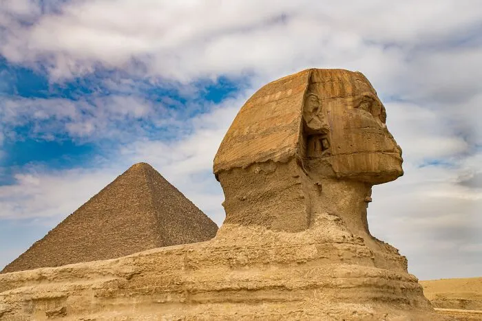 40 Dumb And Funny Mistakes People Made While Traveling