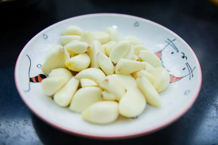 30 ‘Cooking Crimes’ People Know Are Wrong, But Still Do Them