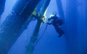 “Sudden Shiver Down My Spine”: 50 Terrifying Pics To Show Why The Fear Of Deep Water Is Real