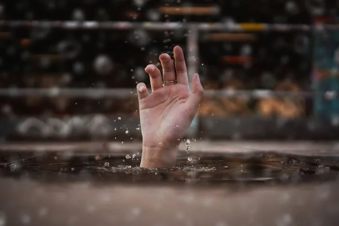 People Online Talk About The 31 Things They Did Once And Promised “Never Again” 