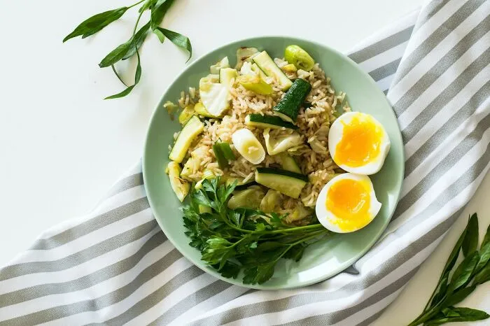 30 People Share What Cheap Meals They Make To Stay Full When They're Broke