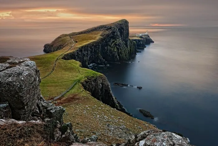 “You Can’t Get Rich Here”: 35 People Reveal The Best And The Worst Thing About Their Countries