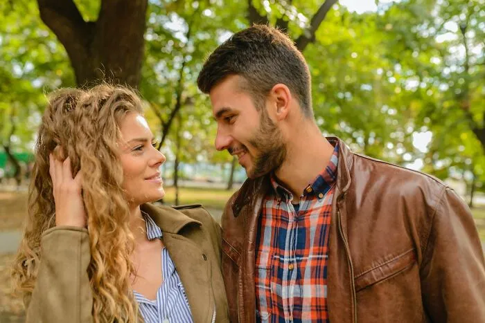 45 People Who Have No Idea Why They’re Single, But Their Friends See It Very Clearly