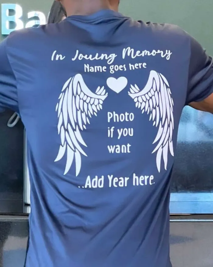 50 Times People Spotted A Shirt That Was So Good They Just Had To Take A Pic (New Pics)