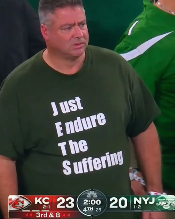 50 Times People Spotted A Shirt That Was So Good They Just Had To Take A Pic (New Pics)