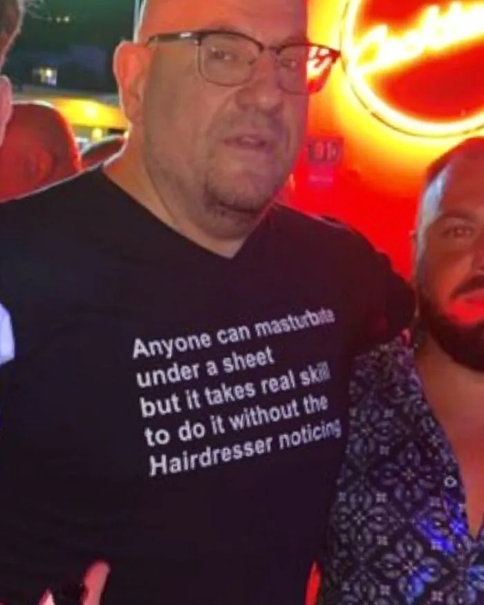 50 Times People Spotted A Shirt That Was So Good They Just Had To Take A Pic (New Pics)