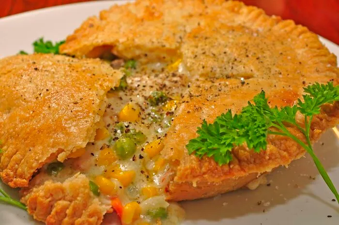 People Online Share 30 Meals That Lead To Disappointment Even At Restaurants