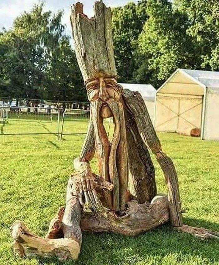 50 Times People Made Incredible Things Out Of Wood, As Shared By This Facebook Group