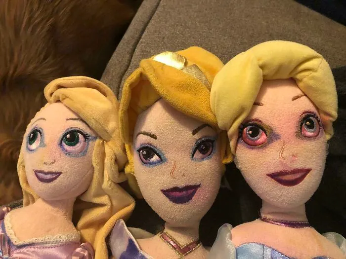 My Daughter Used Markers To Put “Makeup” On Her Dolls. I Tried To Wash Them. Cinderella Had An Especially Rough Night