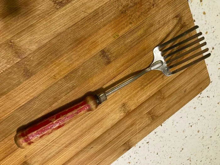 Behold, The Finest Cookie Making Implement: The Foley Fork