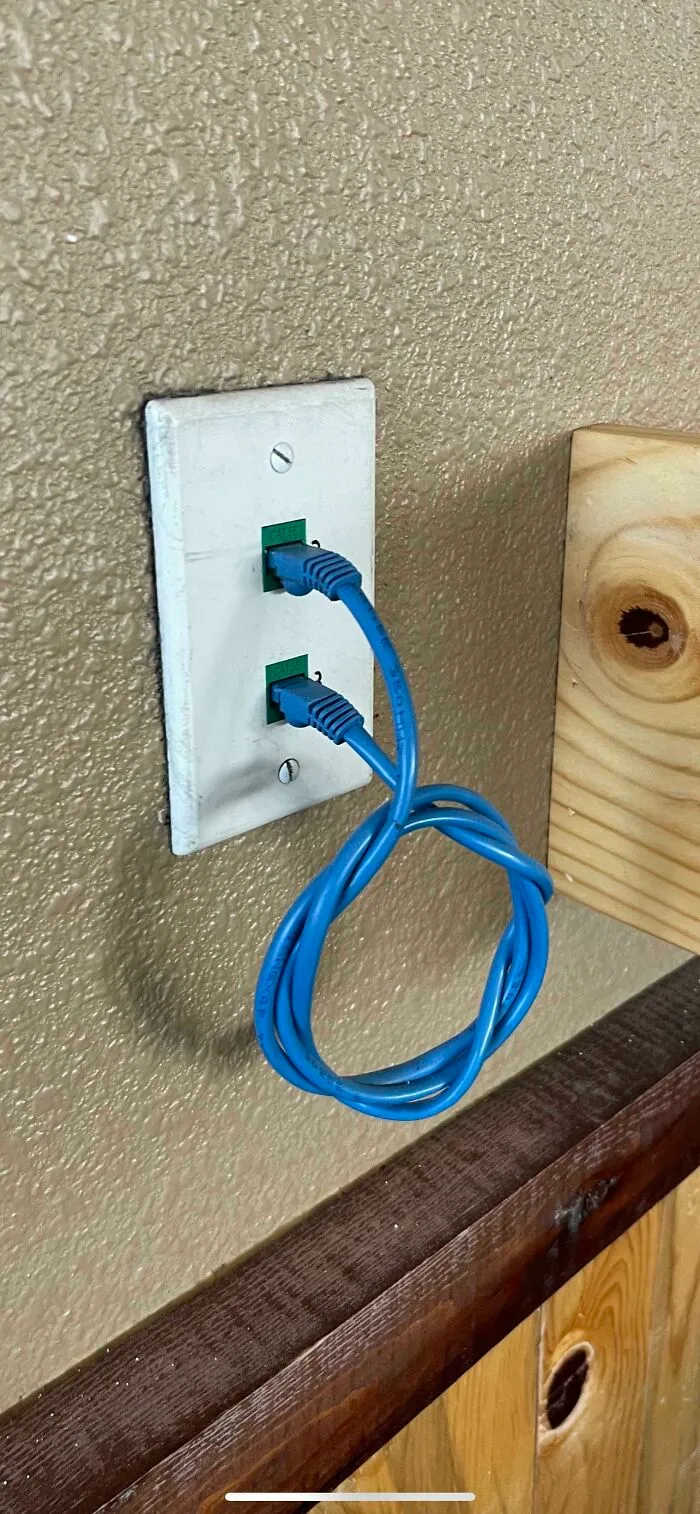 I Was On Vacation And The Restaurant Was Complaining Why Their Wi-Fi Wasn’t Working. I Wonder Why