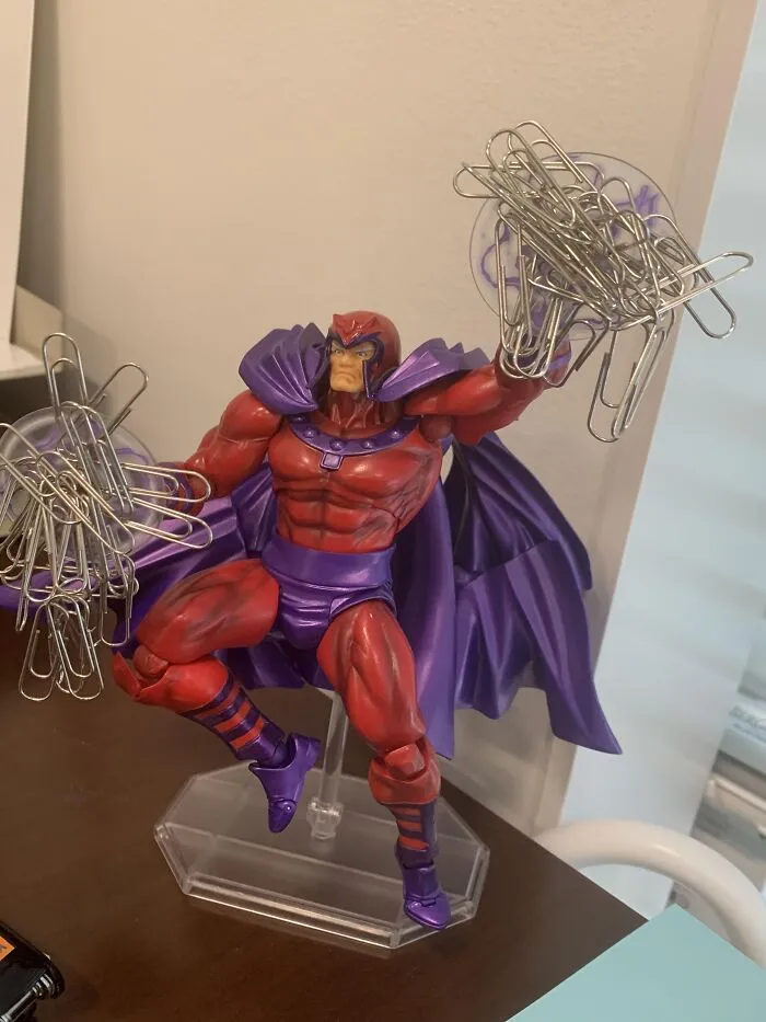 My Magneto Paperclip Holder