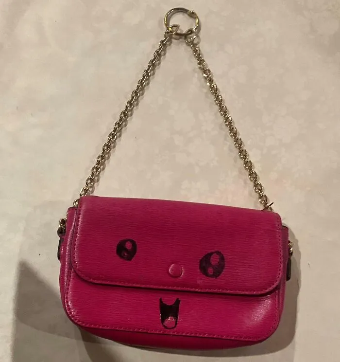 Mi hijo dibujó en el bolso Ralph Lauren de mi madre