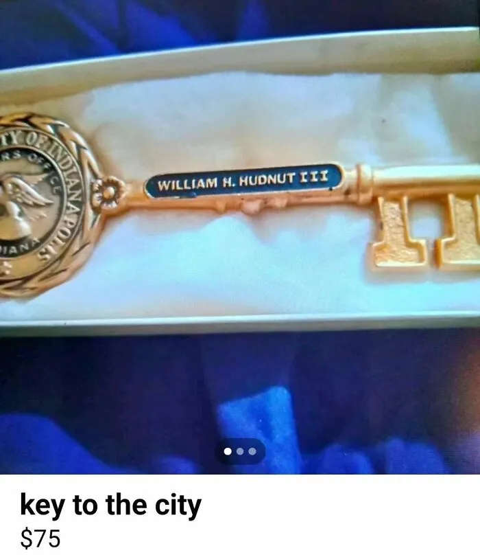 30 Screenshots That Prove Facebook Marketplace Is An Unhinged But Hilarious Mess