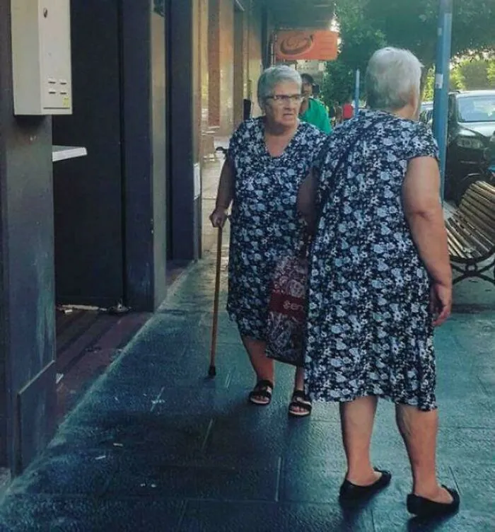 Tú no eres mi abuela