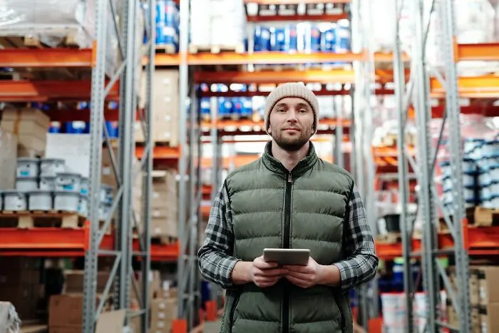 30 People Online Spill The Beans About Their High-Pay Jobs That They Do Without A Degree