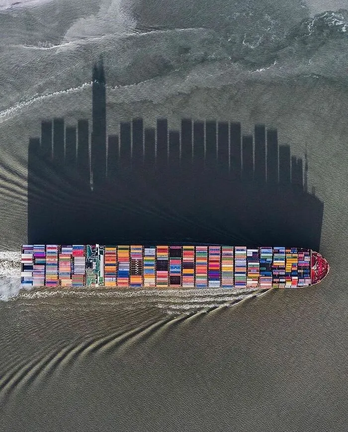 Here Are 50 Of The Most Interesting Images Selected By This Instagram Page