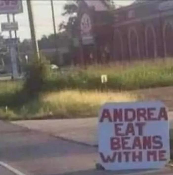 50 Weird Images That Need No Context Whatsoever To Be Hilarious, As Seen On This FB Page