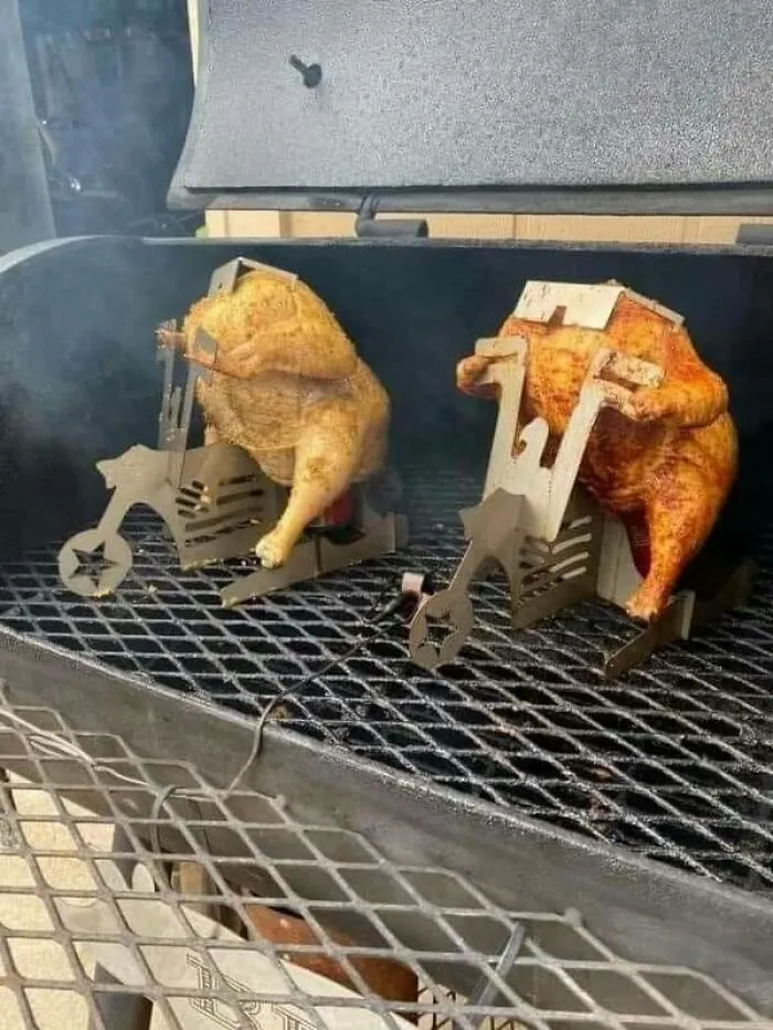 This Page Shares The Most Random And Entertaining Pics, And Here's 30 Of The Best