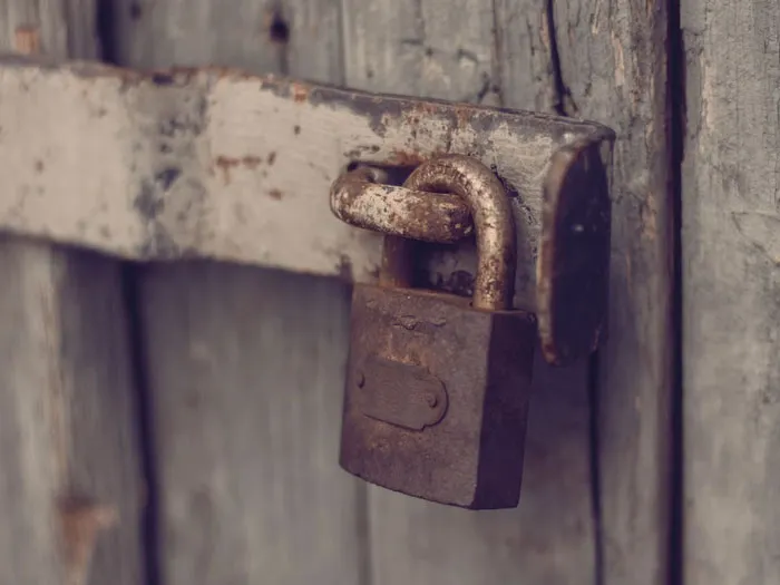 “What Is Suspicious To Own But Not Illegal?”: 30 People Share What Makes Them Feel Criminal