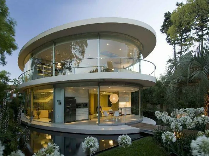 30 Weird Homes That Just Needed To Be Shared On This Group