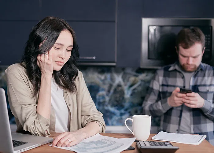 30 People Anonymously Reveal The Thing They Hate About Their Partner But Could Never Tell Them