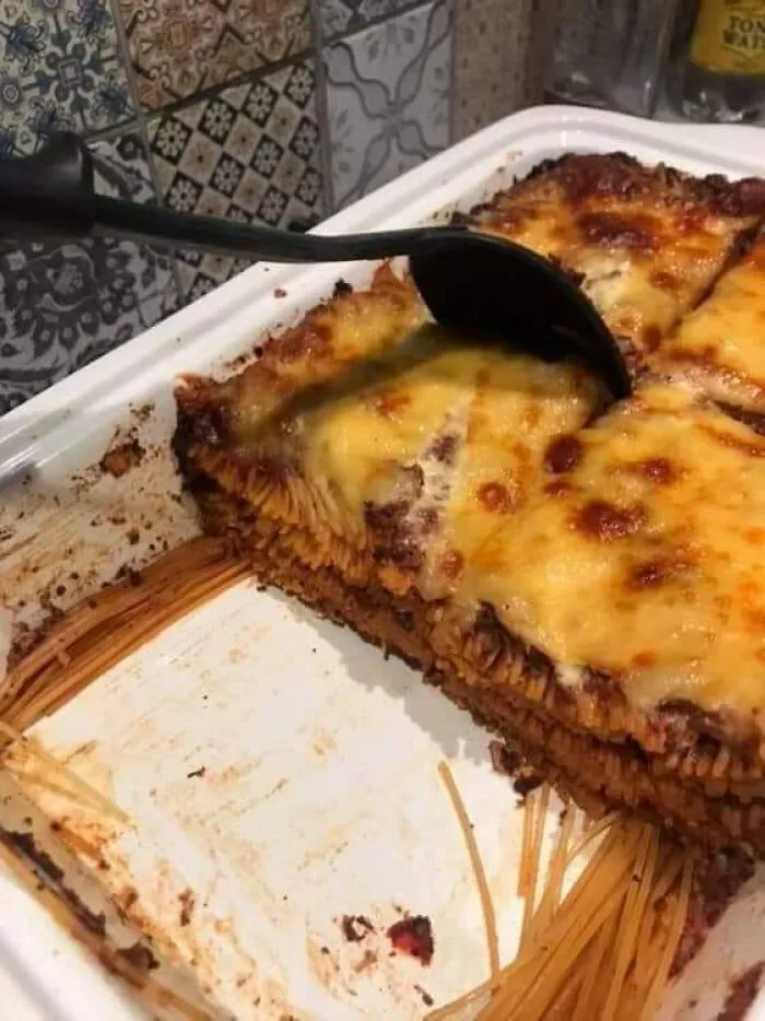 “Meals With Threatening Auras”: 35 Images Of Bizarre Foods We Wish We Could Unsee