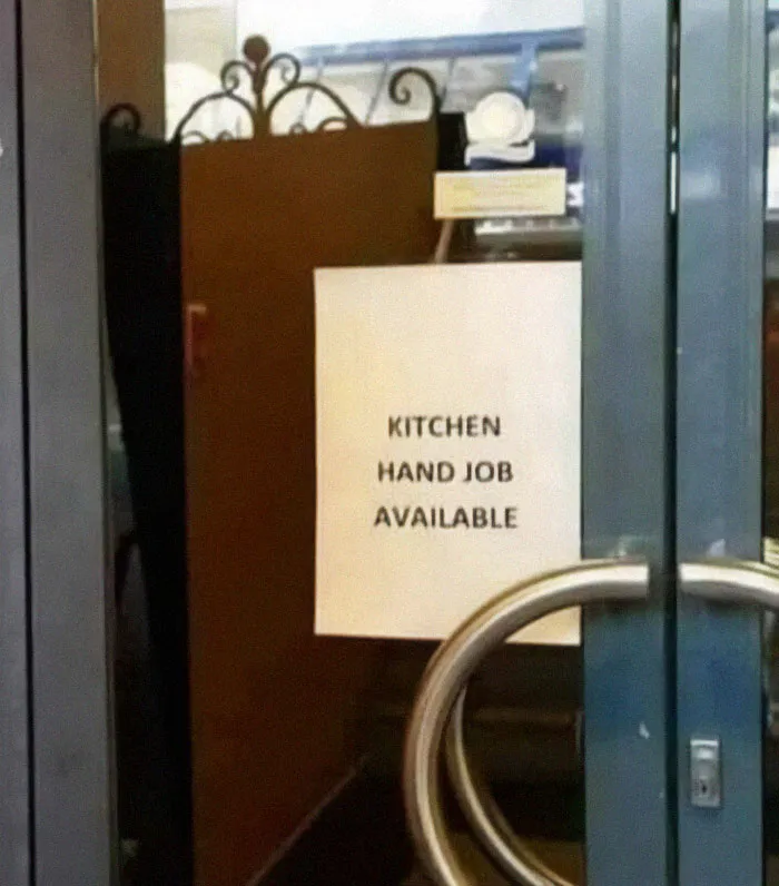 30 Bizarre And Shady Places Shared On “Restaurants With Threatening Auras”