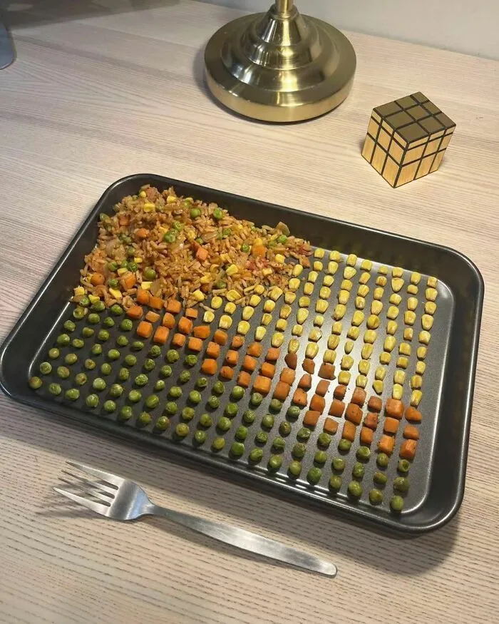 32 Funny And Bizarre Pics Of Food, As Shared On “Chaotic Food” Instagram Page (New Pics)