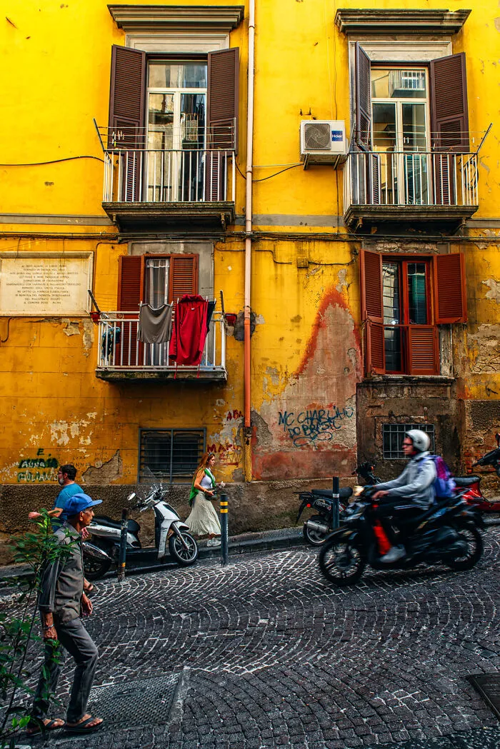 I Traveled To Naples, And Here Are The 40 Best Photos I Took There