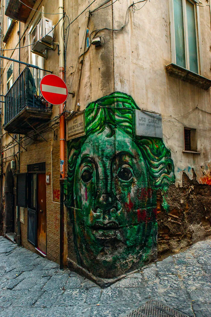 I Traveled To Naples, And Here Are The 40 Best Photos I Took There
