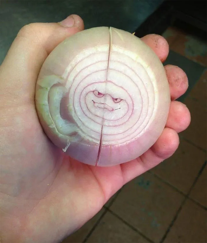 “Meals With Threatening Auras”: 35 Images Of Bizarre Foods We Wish We Could Unsee