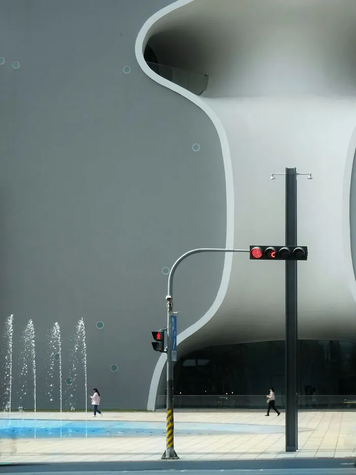 Spaces, Remarkable Reward: Curve By Yi Tang Wang