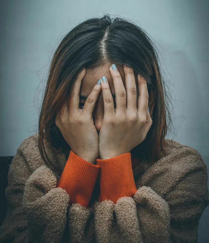50 People Reveal The Harsh Truths That Were The Adult Version Of Being Told Santa Isn’t Real