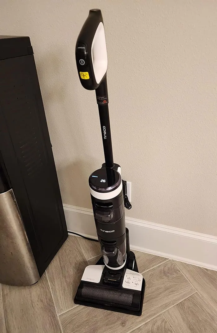 Tineco Ifloor 3 Breeze Complete Wet Dry Vacuum: For an all-in-one freshening solution, crafted with a space-saving design and hands-free self-cleaning that leaves your floors immaculate - juices for leaking jam jars and muddy paw prints, consider them *handled*!