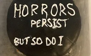 The 'Cakes With Threatening Auras' Twitter Page Showcases Some Of The Creepiest Bakes Ever (50 Pics)