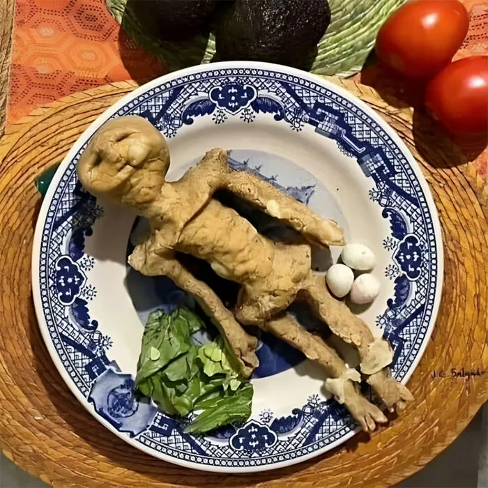 32 Funny And Bizarre Pics Of Food, As Shared On “Chaotic Food” Instagram Page (New Pics)