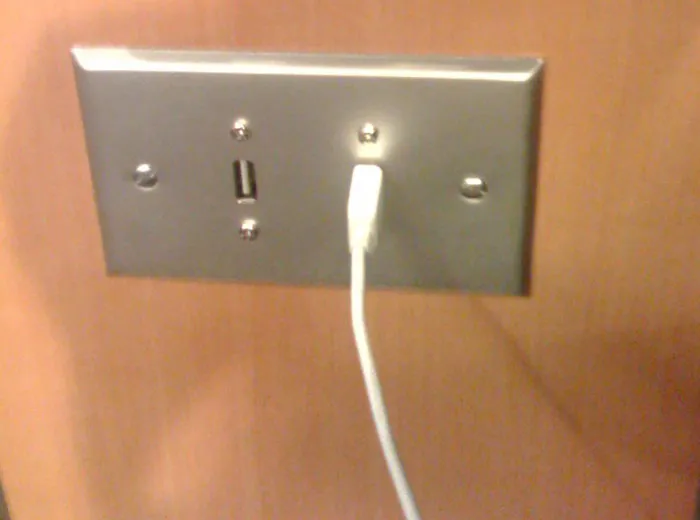 “What Has Been Your Favorite $100-Or-Less Upgrade You’ve Done To Your Home?” (30 Tips)