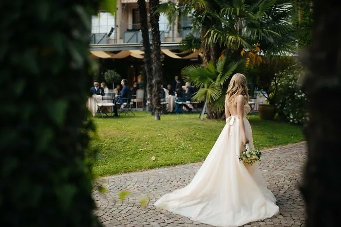 30 People Share Things They Saw At Weddings That Made Them Think A Divorce Was Coming