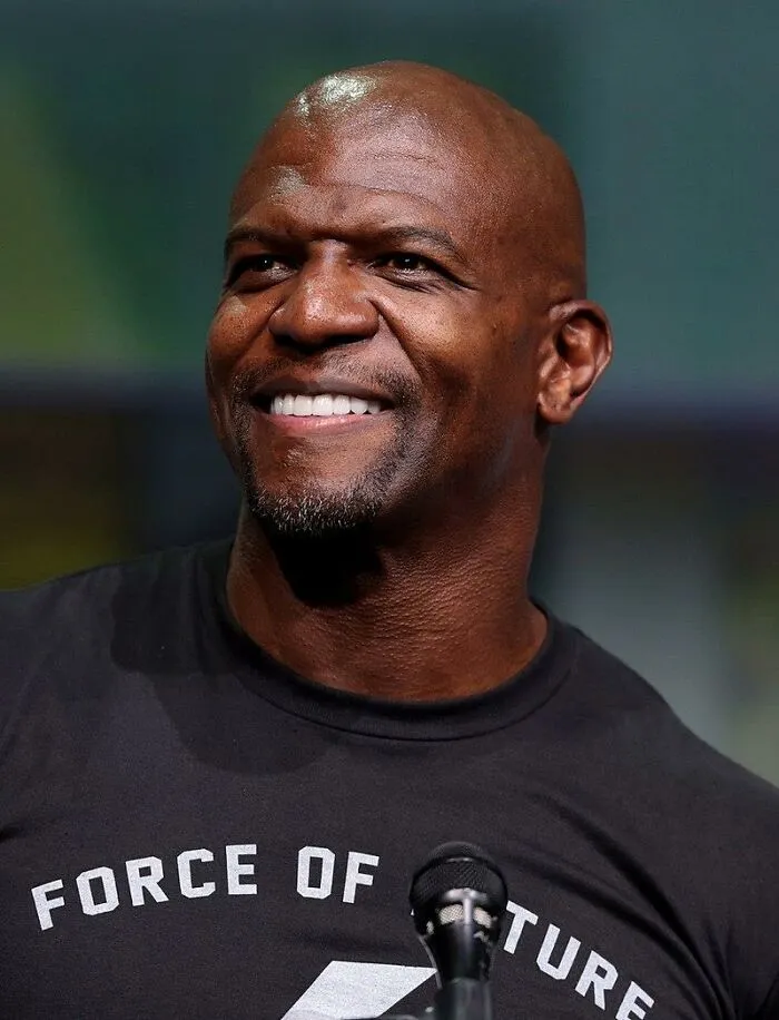 30 Celebrity “Side Skills” That Could Make Them Famous In Those Specific Areas, Too