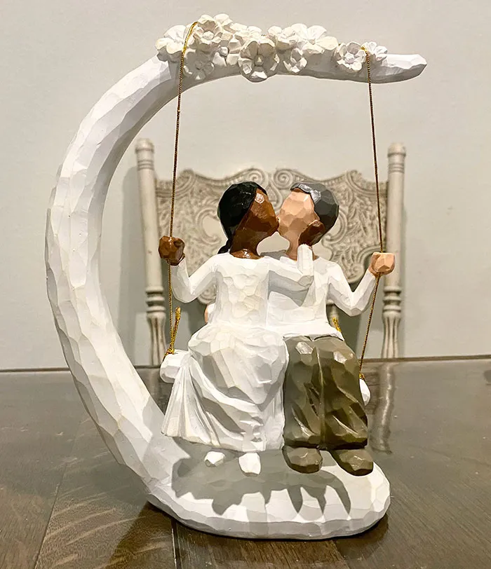 Este es el regalo del 7 º aniversario de boda de mi suegra. Lo pintó a mano para nosotros