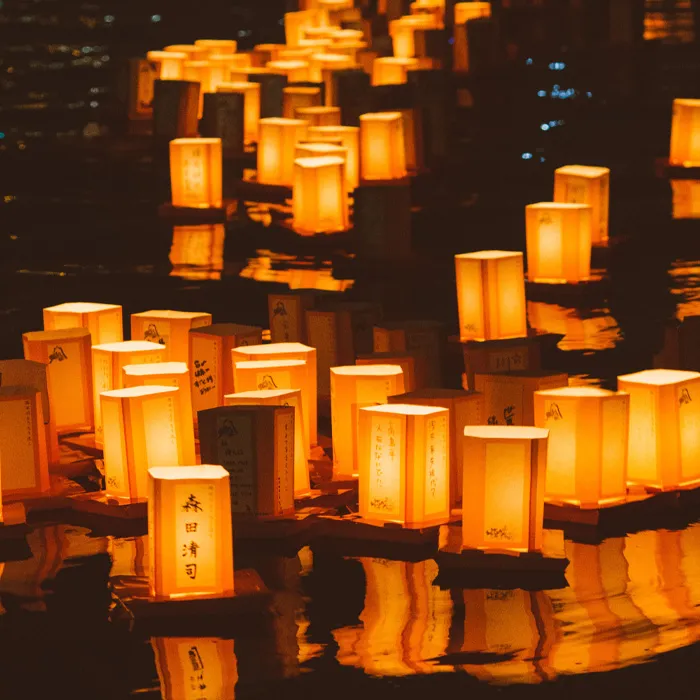 Lanterns on the water 