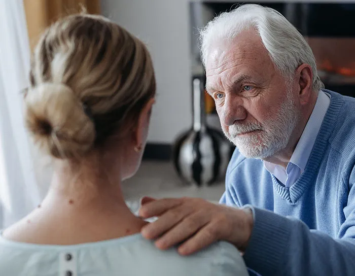 30 People Share The Wildest Things They've Witnessed While Waiting To Be Treated By The ER