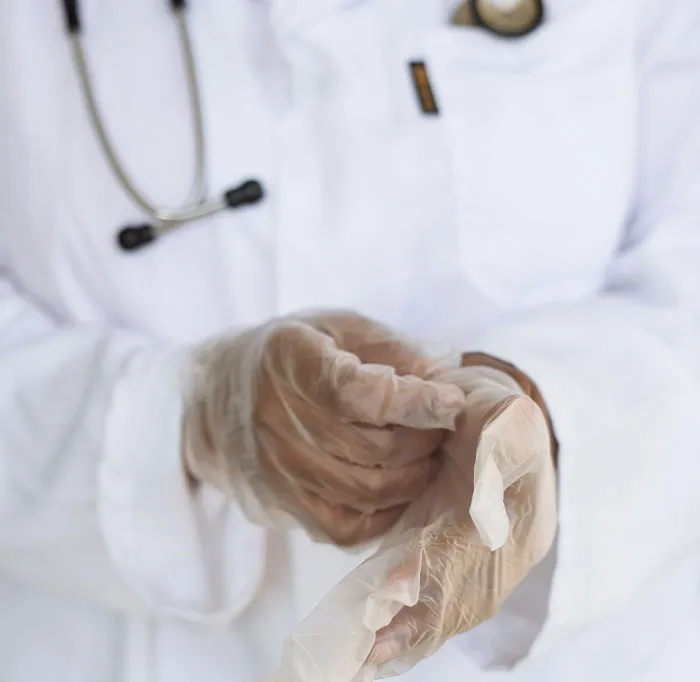 30 People Share The Wildest Things They've Witnessed While Waiting To Be Treated By The ER