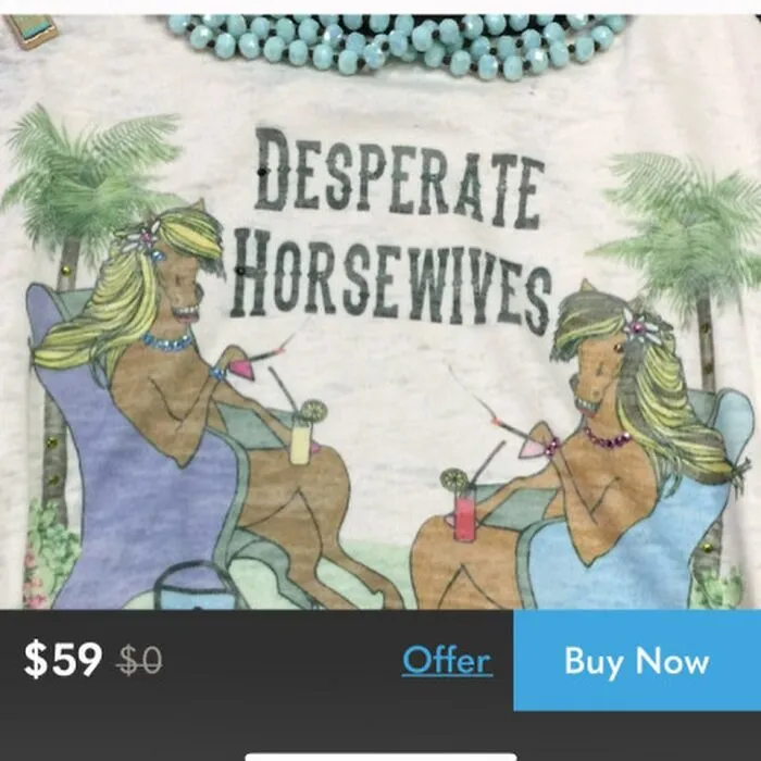 50 Weird Items That People Donated To Thrift Stores, Only For Them To End Up On This IG Page