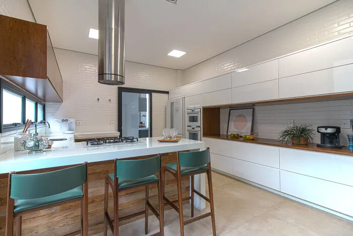 Horizontal Upper Cabinets